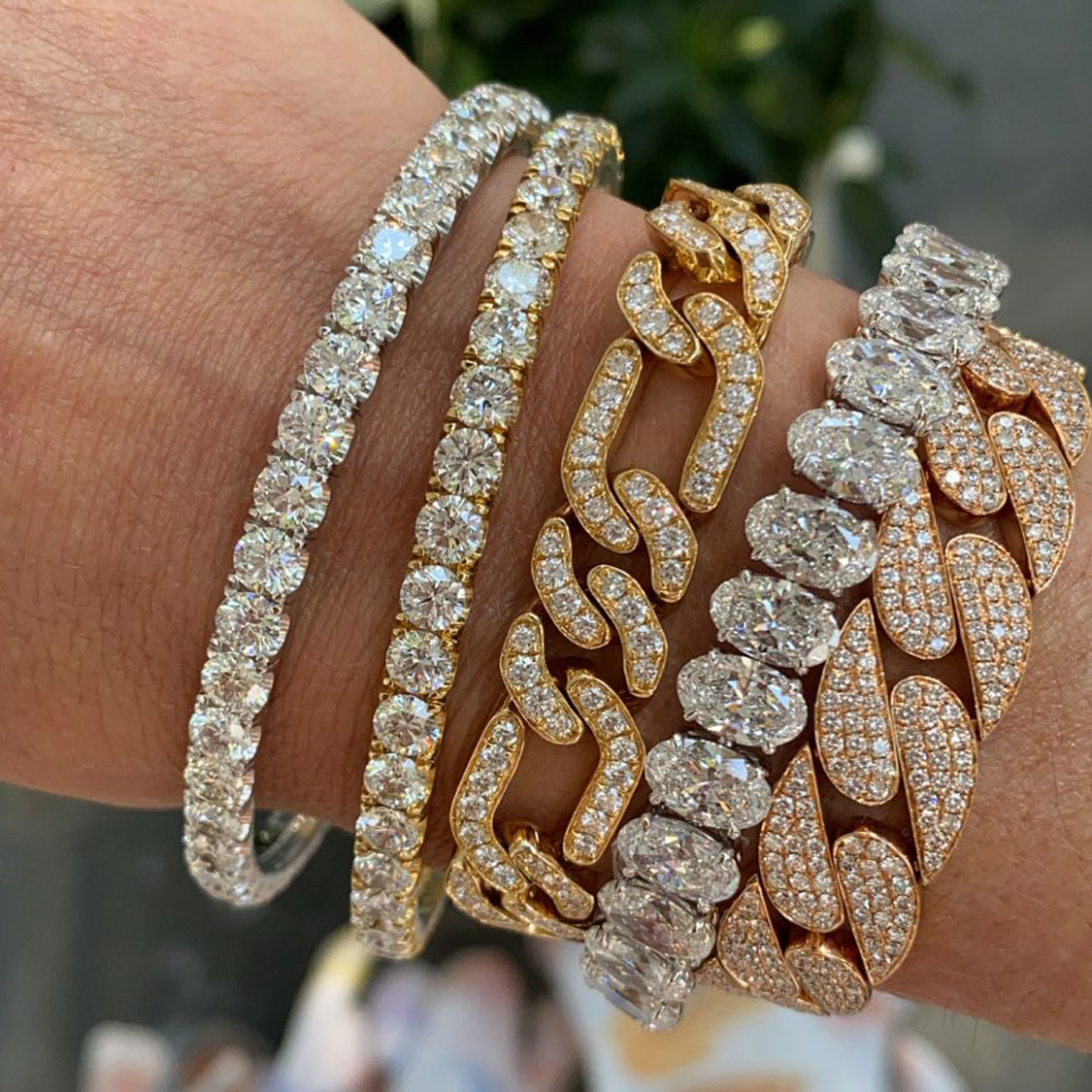 Norman Silverman Yellow Gold Round Diamond Bangle Bracelet