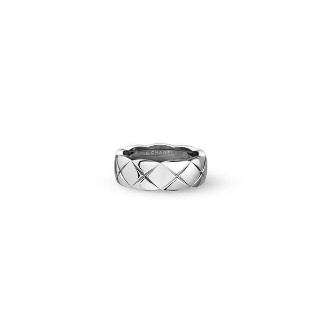 CHANEL COCO CRUSH 18k White Gold Quilted Ring
