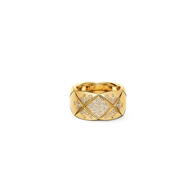 CHANEL COCO CRUSH 18k Yellow Gold Quilted Diamond Ring