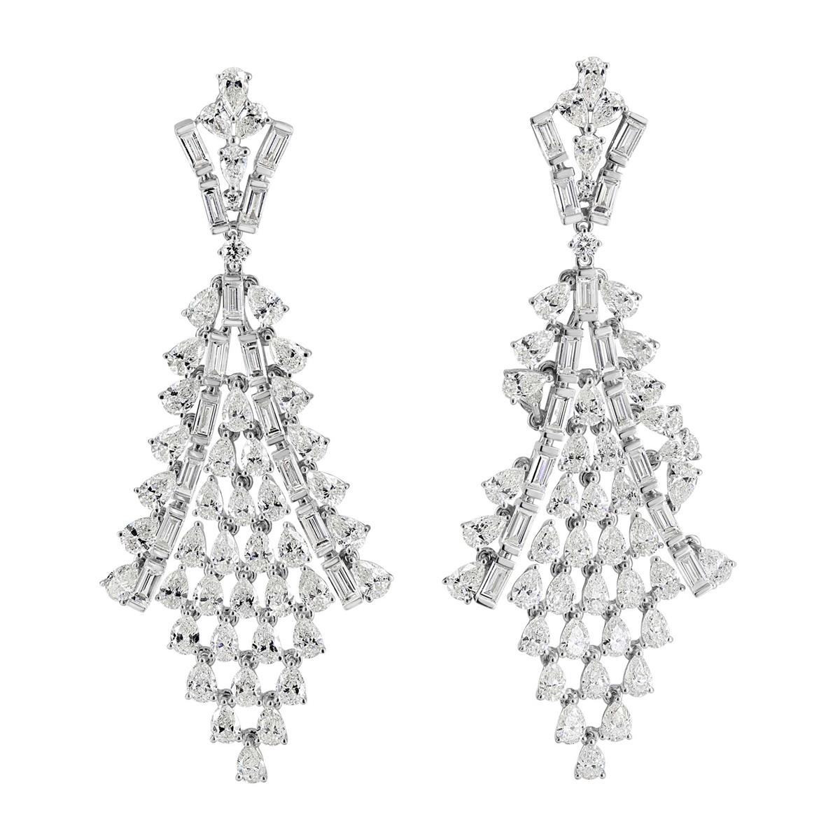 London Collection 18k White Gold Diamond Chandelier Dangle Earrings