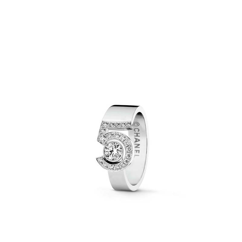 CHANEL Eternal No.5 Ring