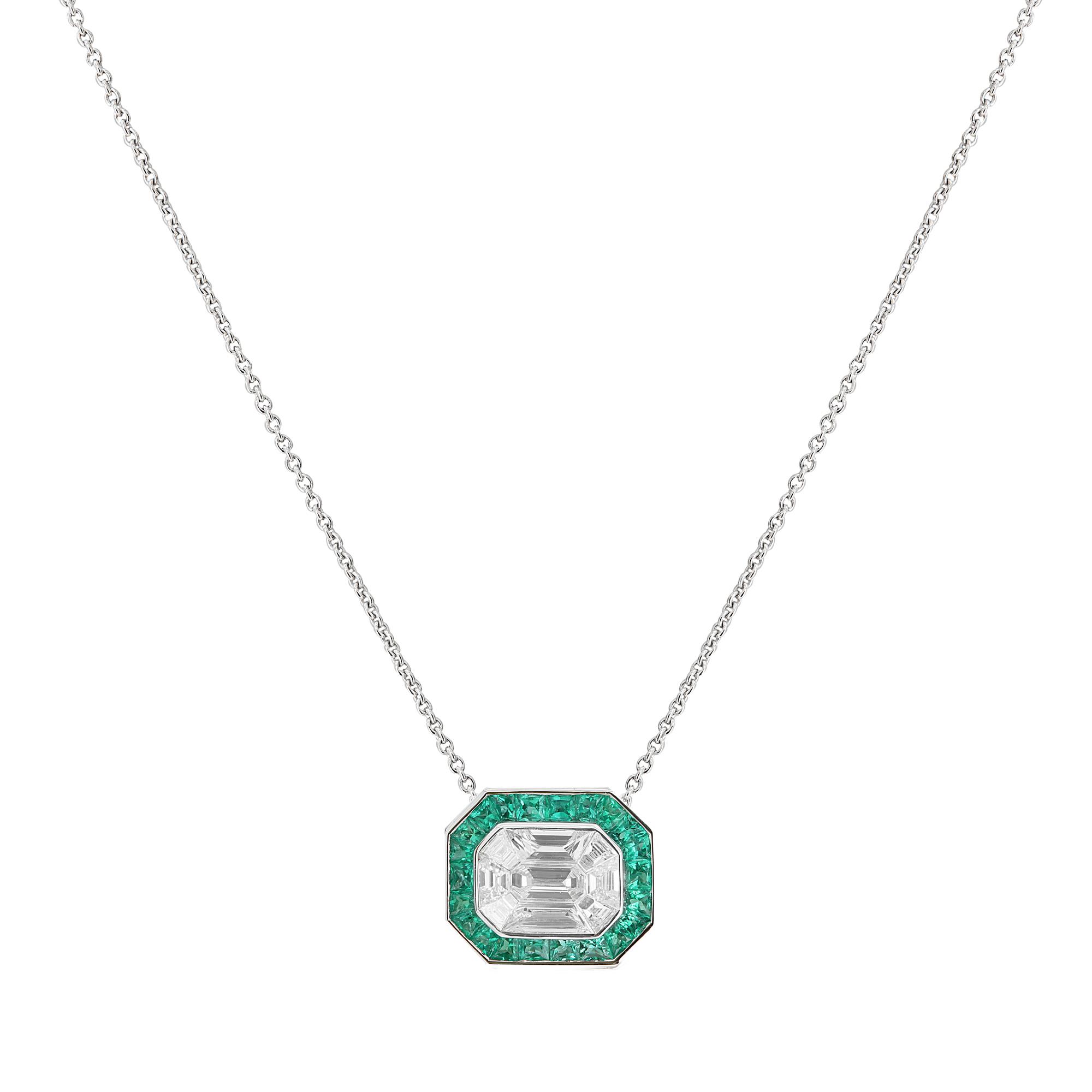 London Collection White Gold Emerald and Diamond Pendant Necklace