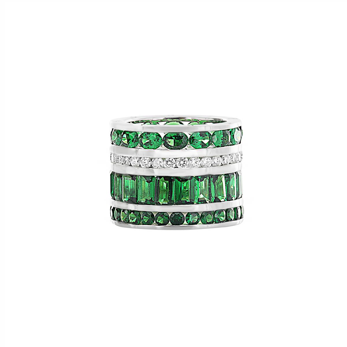 The Way We Like Our Greens and Diamonds