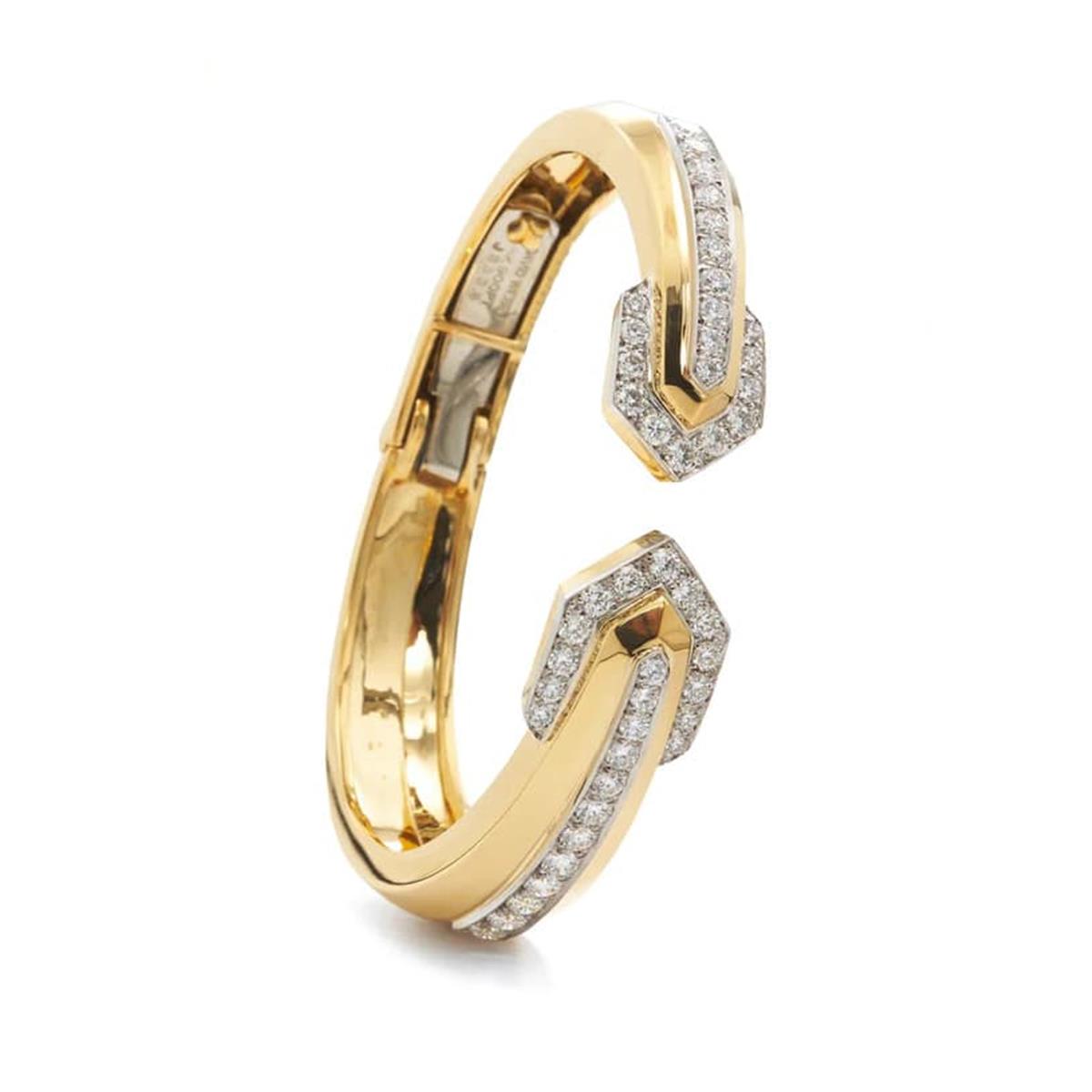David Webb 57th Street Park Avenue Arrow Bangle Bracelet