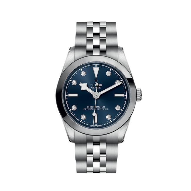 The TUDOR Black Bay 31. Discover the collection and style with your favorite LJ pieces!