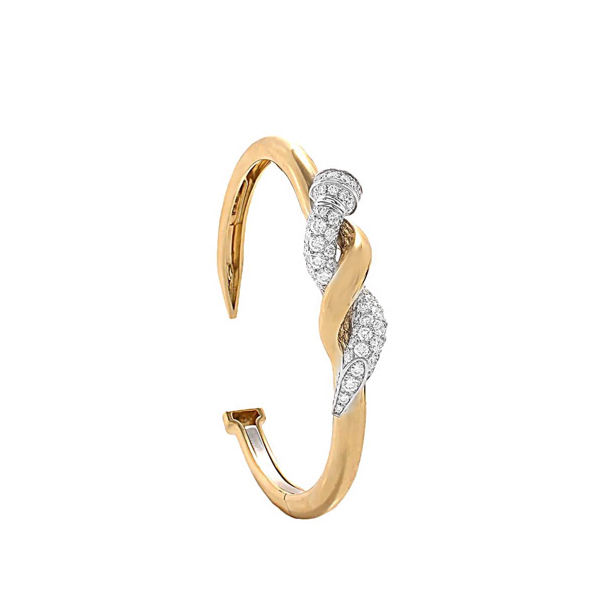 Bold Gold with @davidwebbjewels
