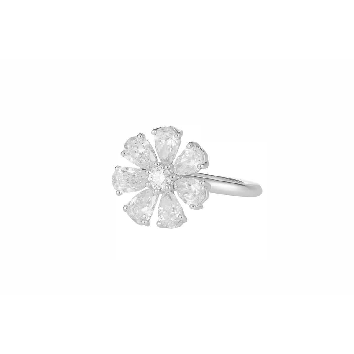 London Collection White Gold Diamond Flower Ring