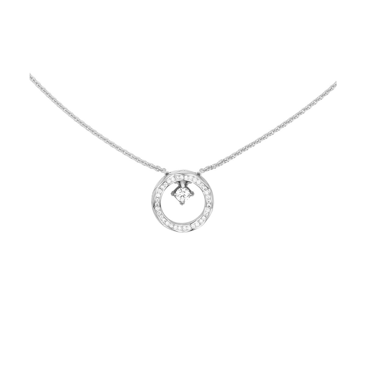 CHANEL COCO 18k White Gold Diamond Quilted Necklace