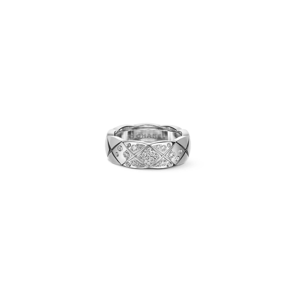 CHANEL COCO CRUSH 18k White Gold Small Quilted Diamond Ring