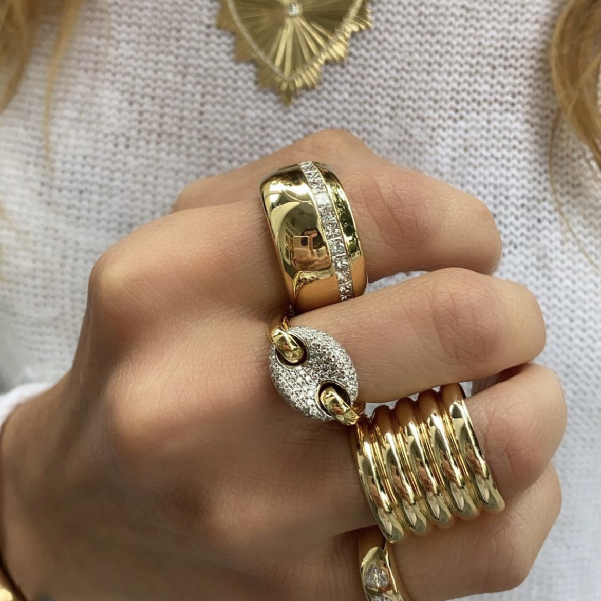Go USA! Go for the golds! Bold gold is always a classic and never ceases to amaze us