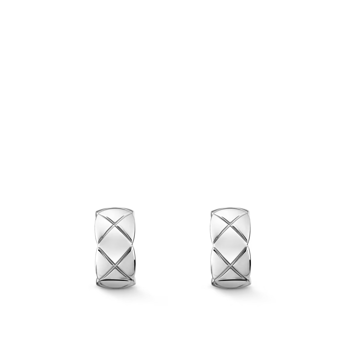 CHANEL COCO CRUSH 18k White Gold Quilted Earrings