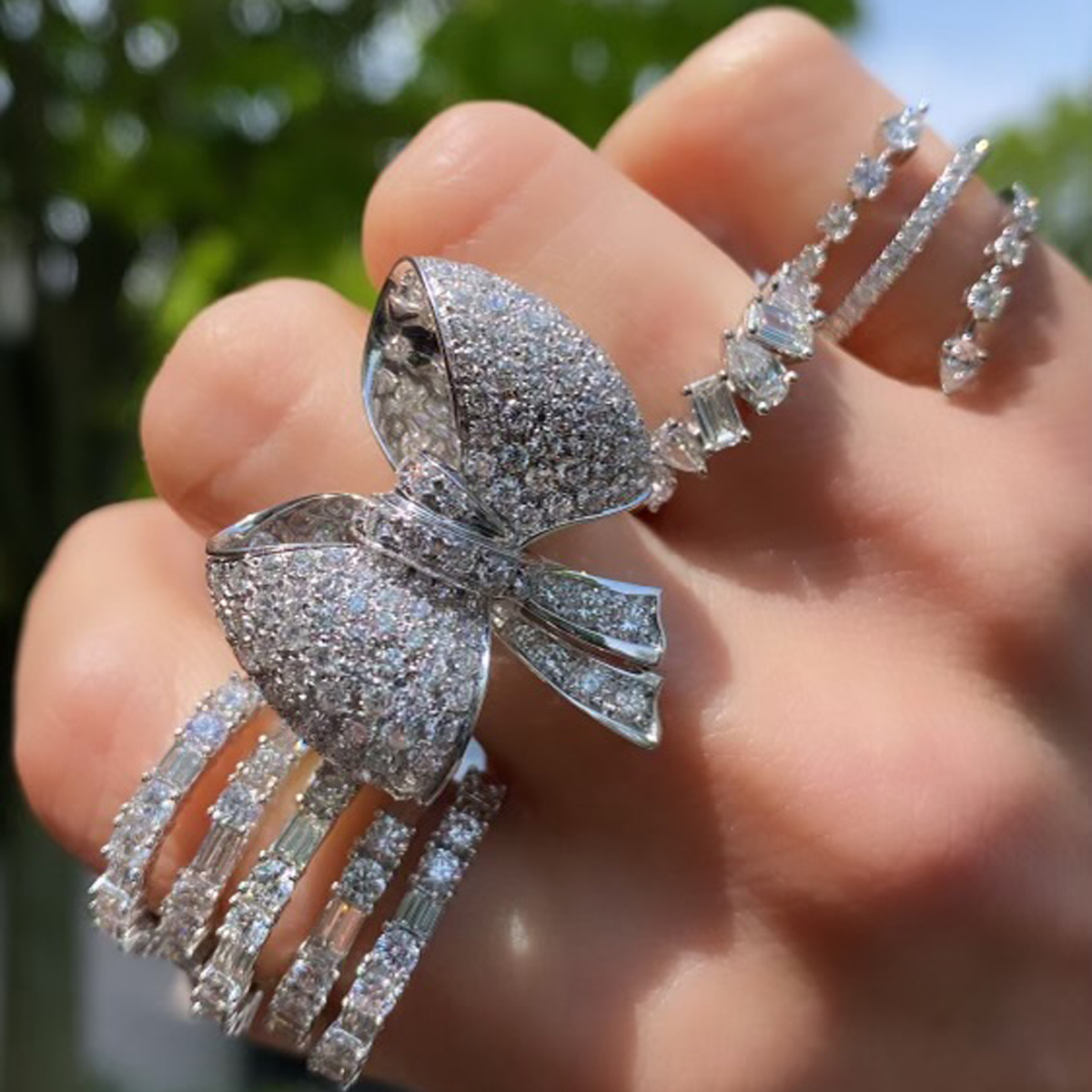 If You Like It You Should Put a Bow On It