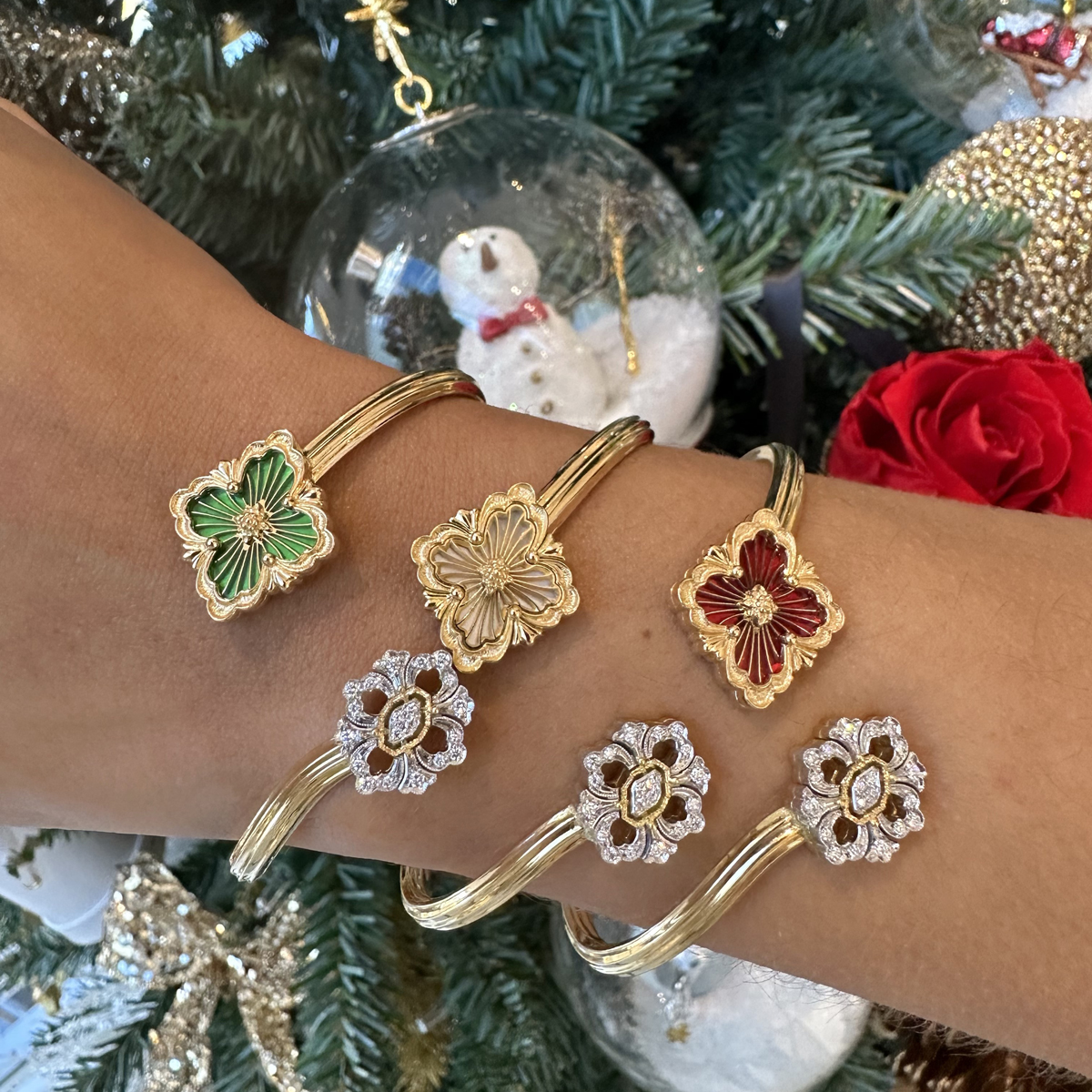 All In The Holiday Spirit