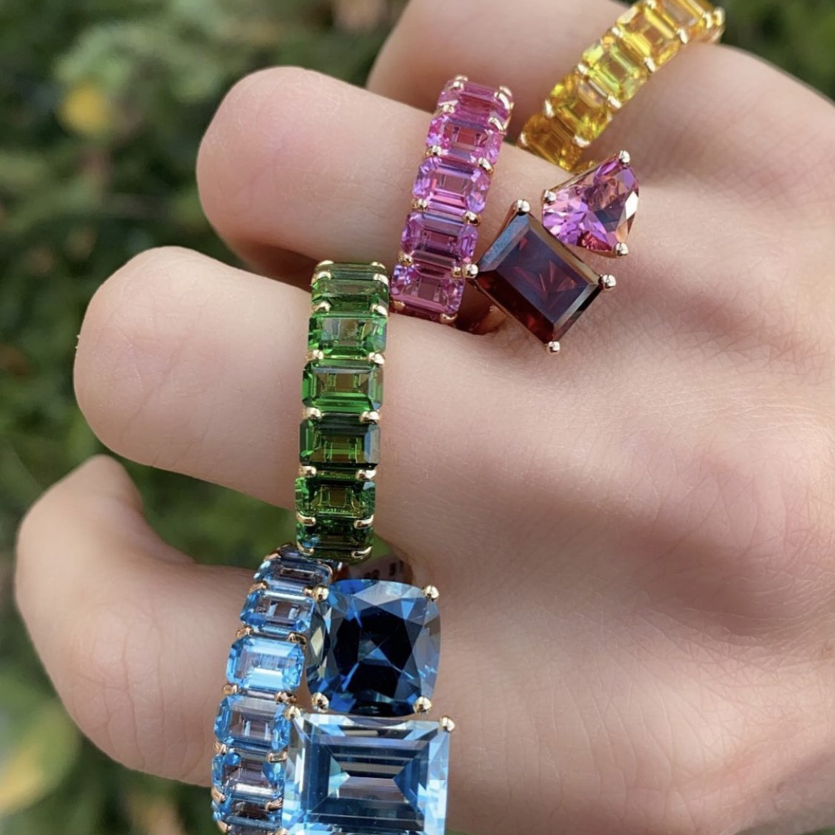 Good morning Monday! Fresh new LONDON bands and Jane Taylor two stone rings to start off the new week!