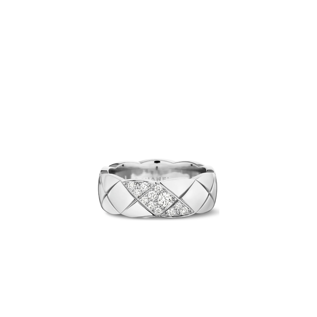 CHANEL COCO CRUSH 18k White Gold Small Quilted Diamond Ring