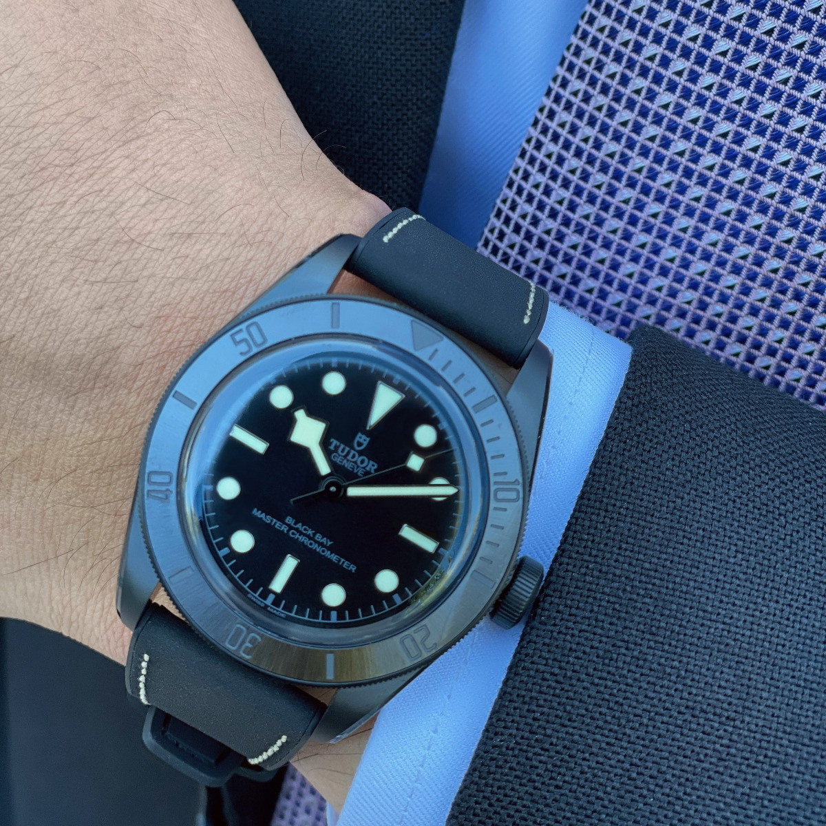 Discover the Tudor Black Bay Ceramic: a 41mm ceramic case paired with a hybrid leather and rubber strap