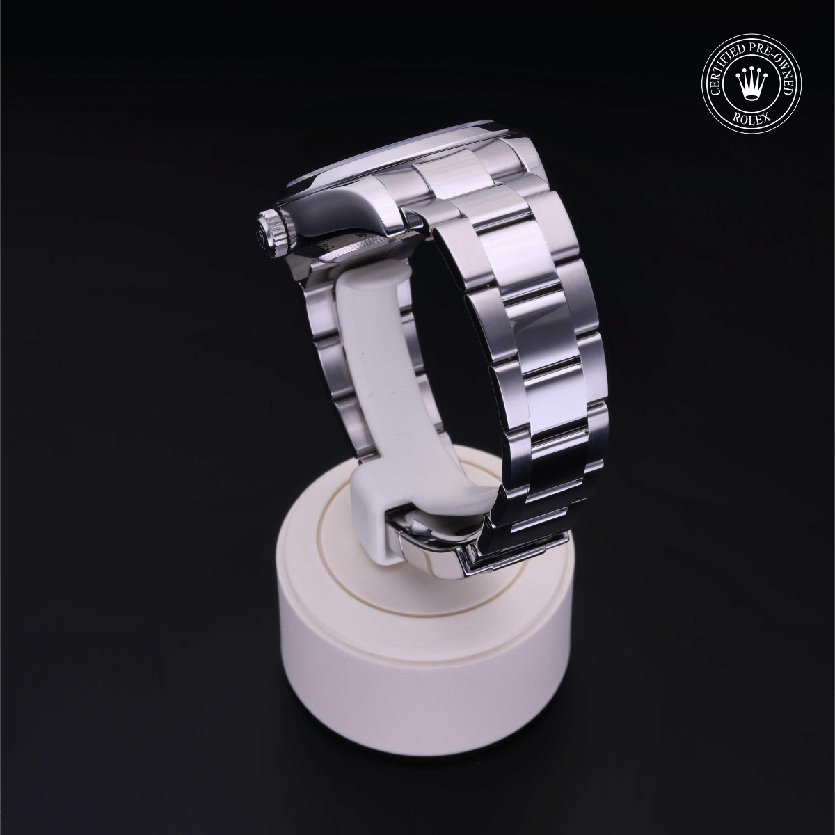 Milgauss alternate view 4