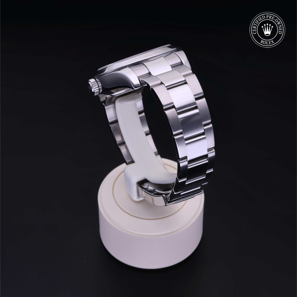 Milgauss alternate view 4