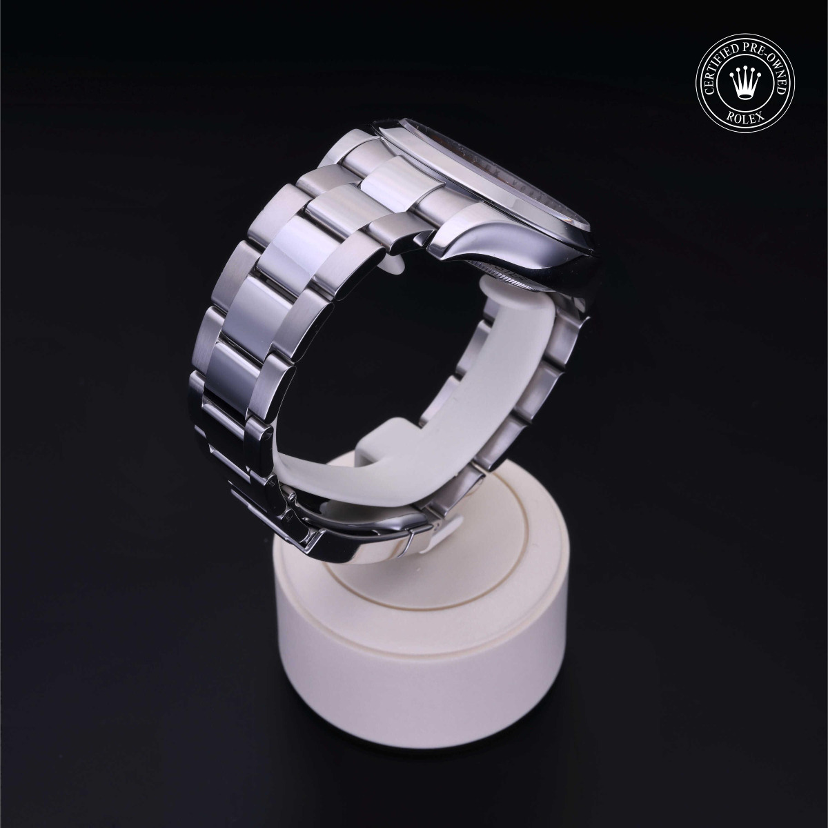 Milgauss alternate view 5