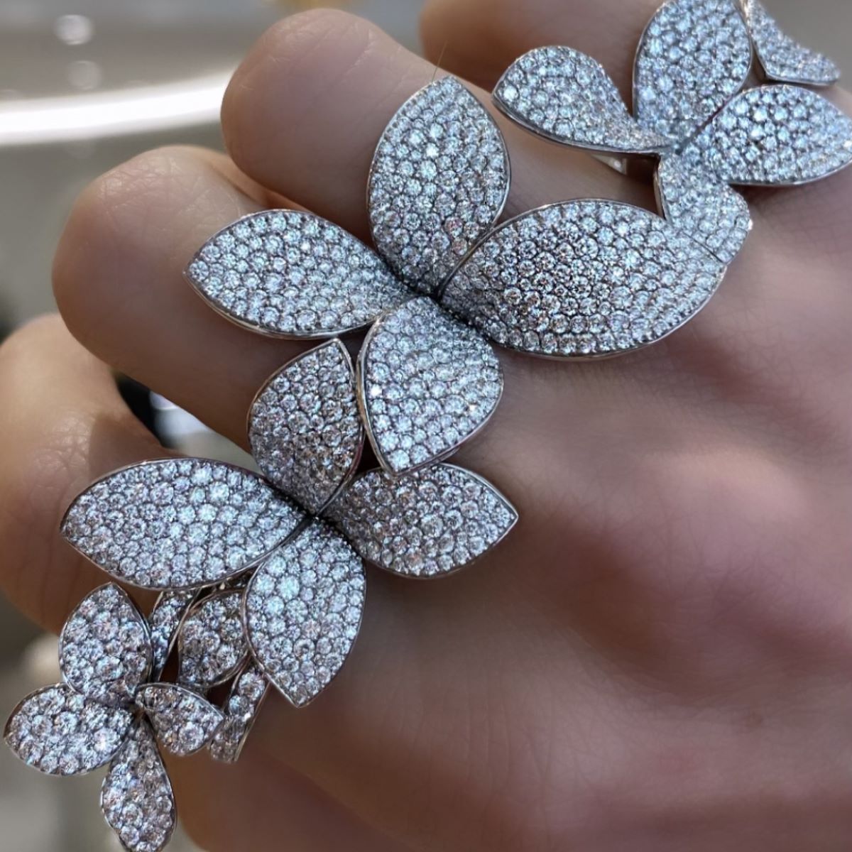 Florals by Pasquale Bruni Take the Stage