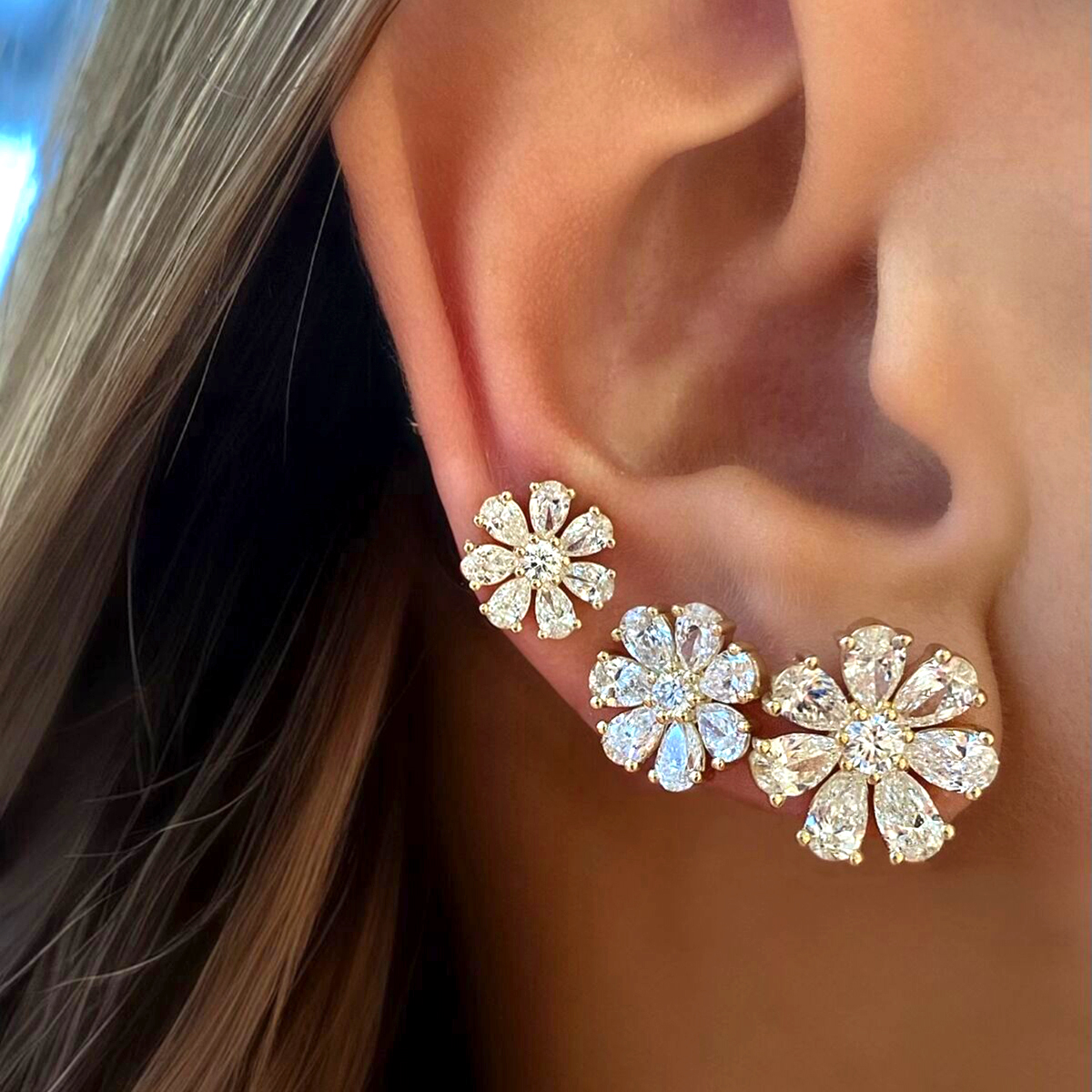 Give The Gift of Sparkle This Season
