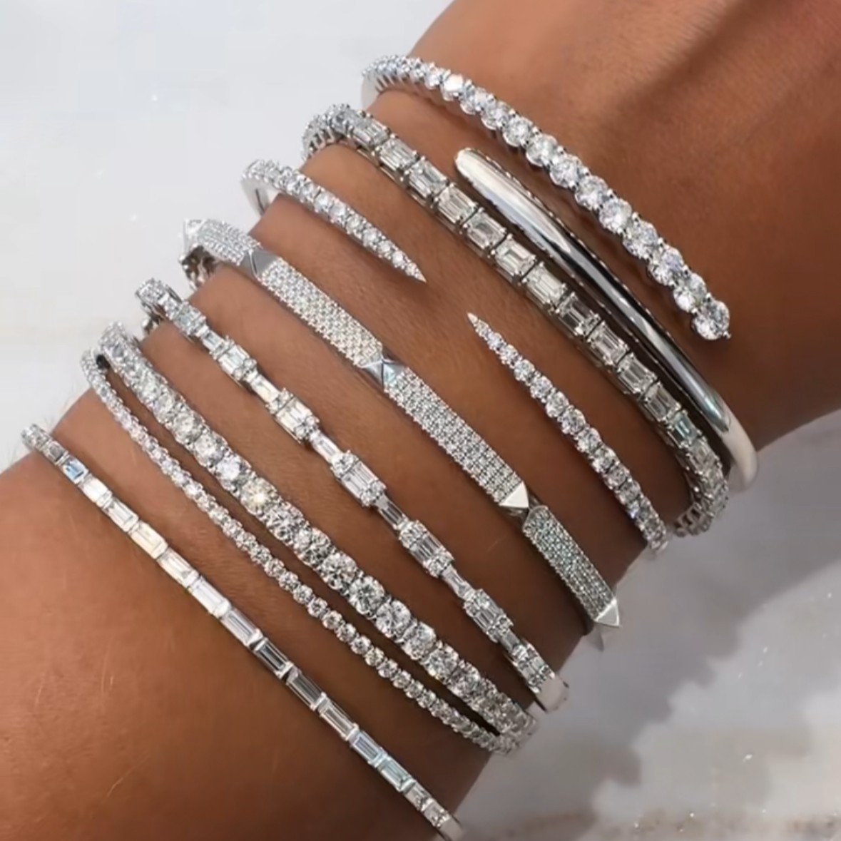 Curate Your Signature Look with a Bracelet Stack That’s Uniquely Yours!